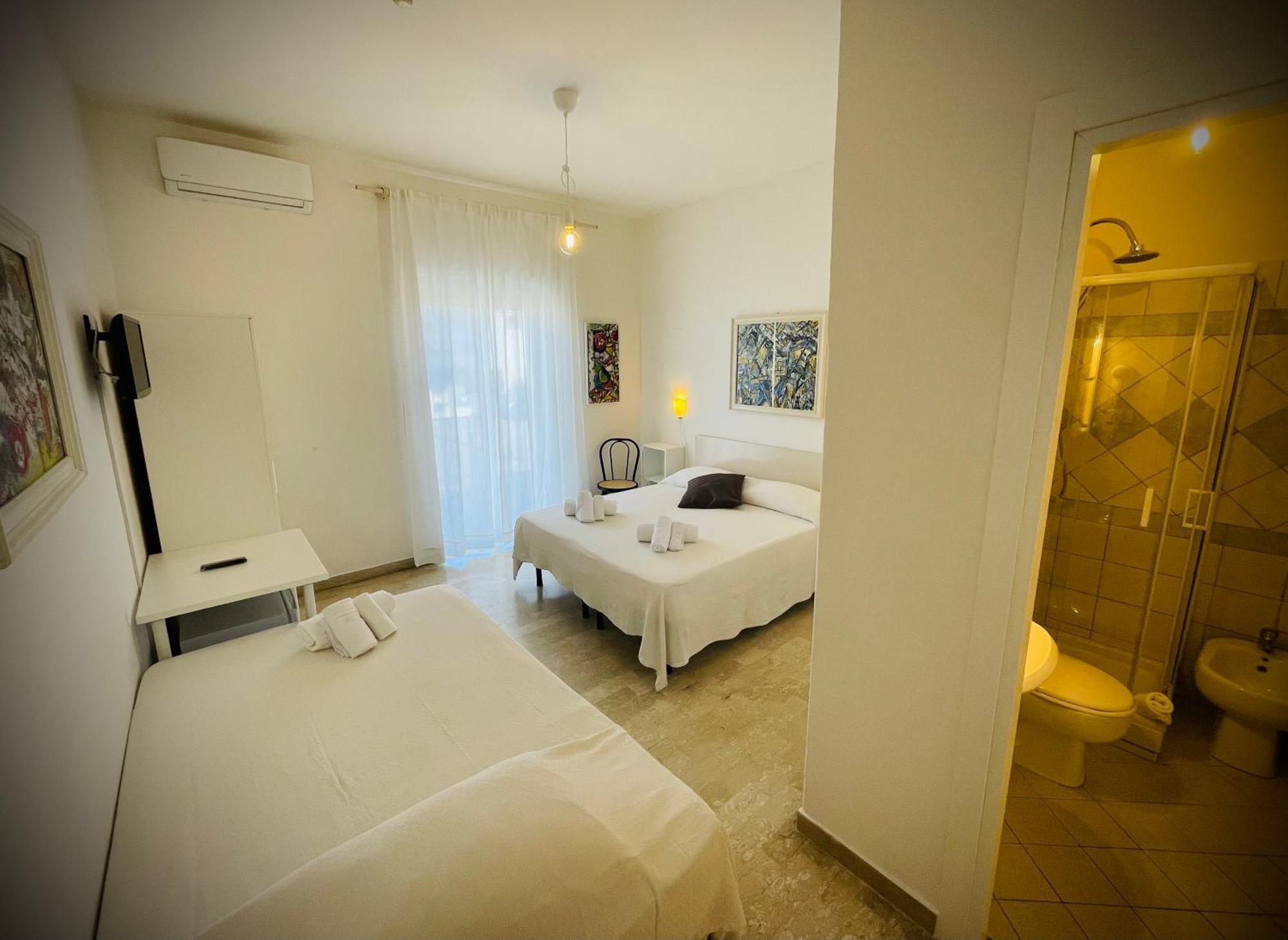 Minturnae Hotel 2*